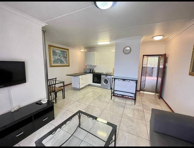 1 BEDROOM PROPERTY TO RENT IN SANDOWN